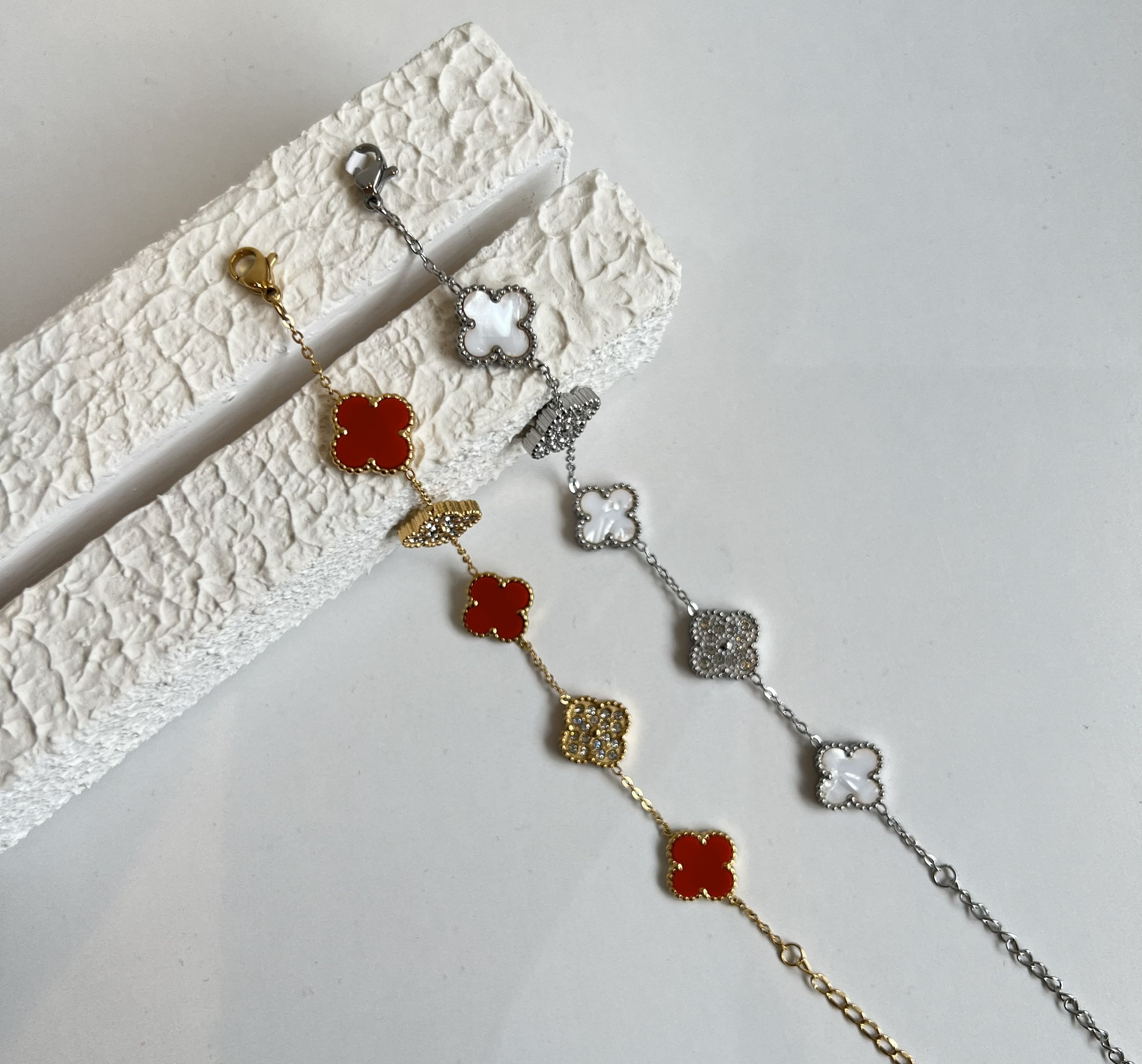 دستبند ونکلیف جواهری